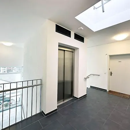 Penthouse Naehe Frankfurt Am Main Lejlighed Hanau Eksteriør billede